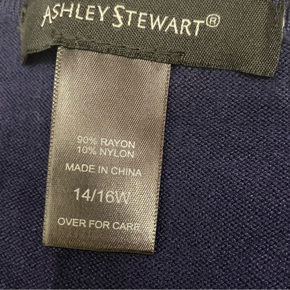 Navy & brat green short sleeve midi sweater dress - Picture 5 of 5